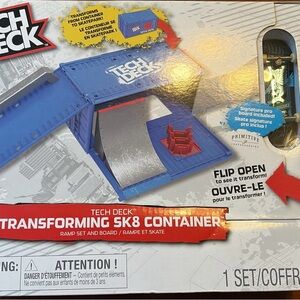 Tech Deck Transforming SK8 Container Set